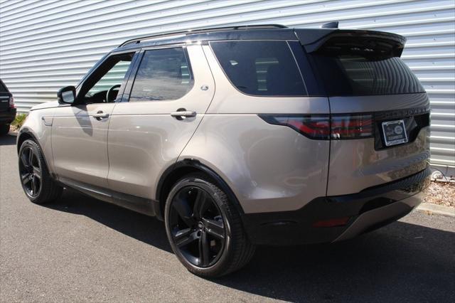 new 2025 Land Rover Discovery car, priced at $79,828