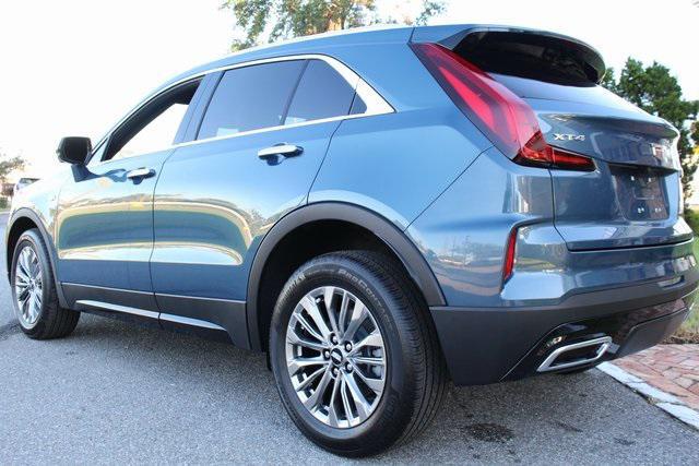 new 2025 Cadillac XT4 car, priced at $44,165