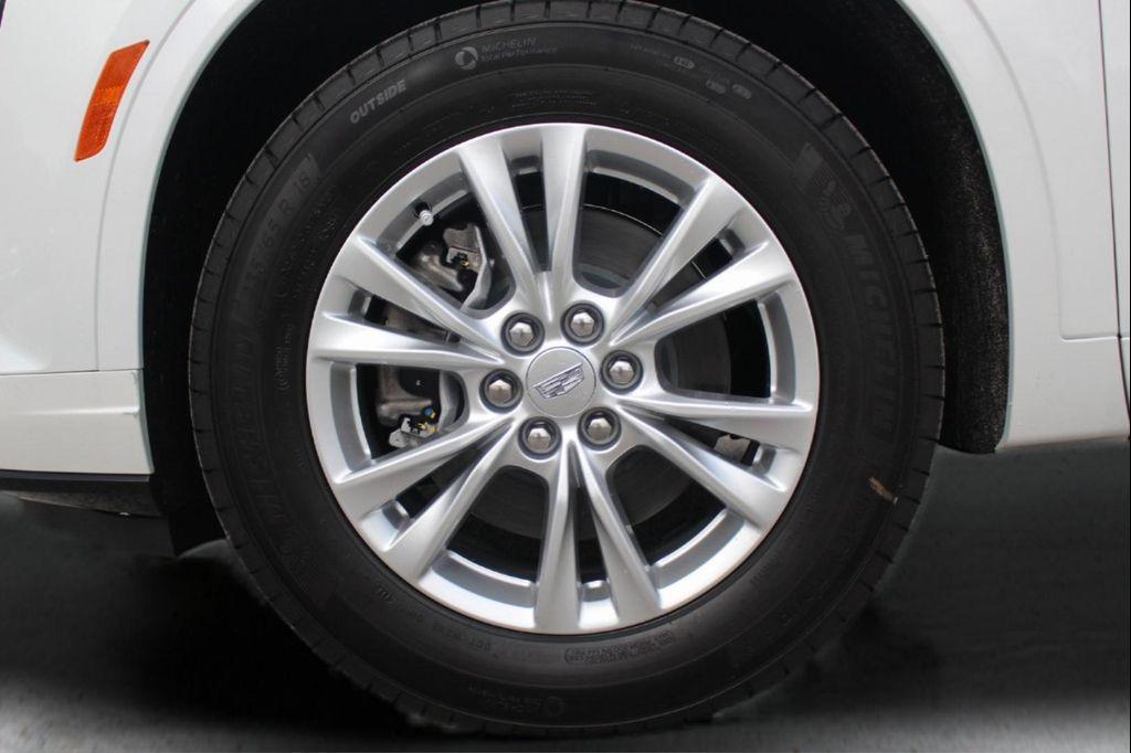 new 2025 Cadillac XT6 car, priced at $50,877