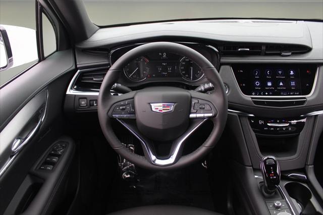 new 2025 Cadillac XT6 car, priced at $49,915