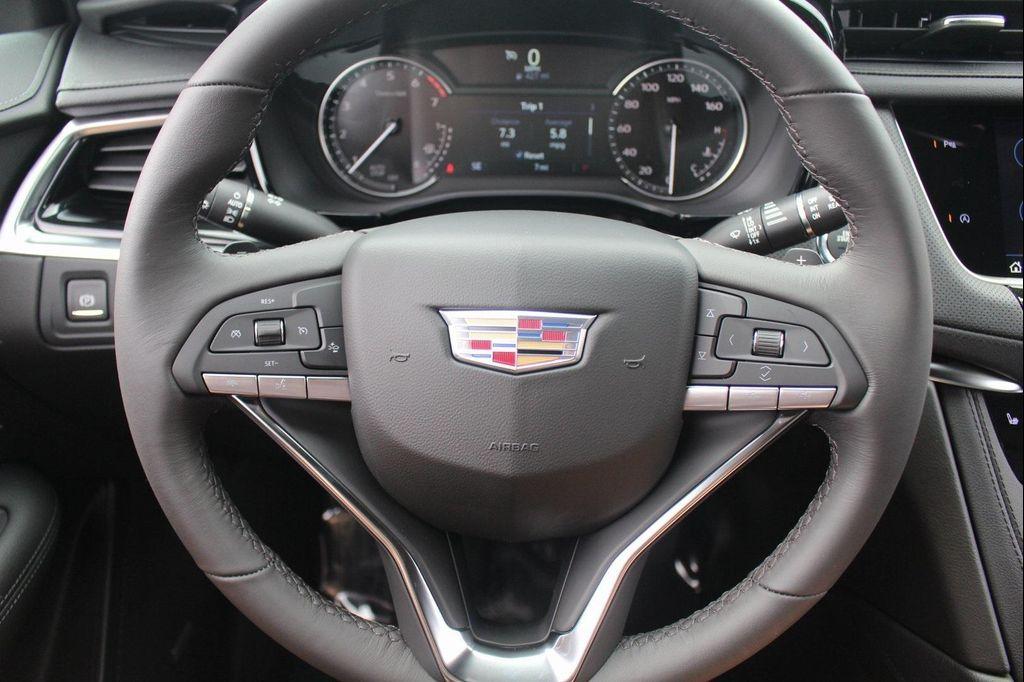 new 2025 Cadillac XT6 car, priced at $50,877