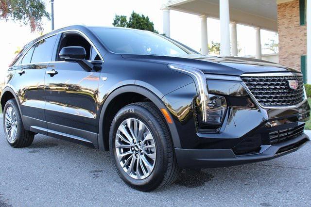 new 2025 Cadillac XT4 car, priced at $42,615