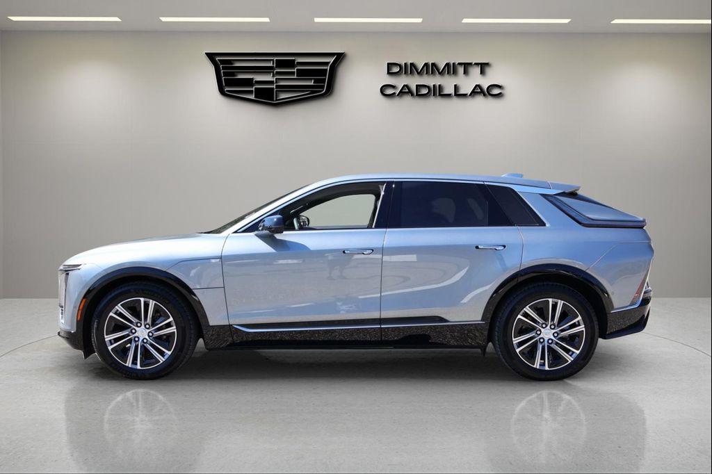 used 2025 Cadillac LYRIQ car, priced at $54,598