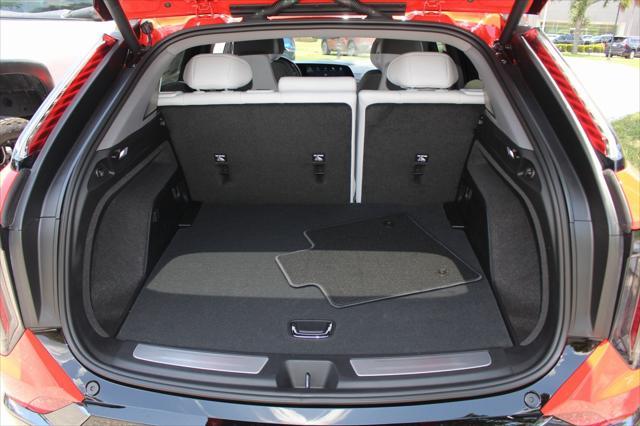 new 2025 Cadillac OPTIQ car, priced at $55,615