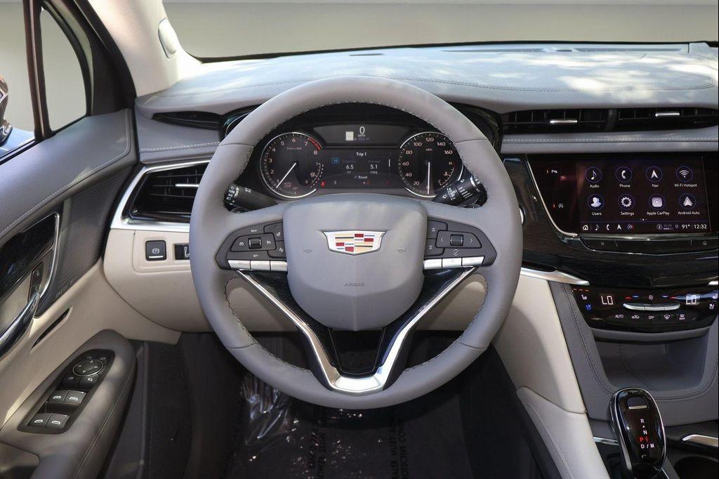 new 2025 Cadillac XT6 car, priced at $57,737