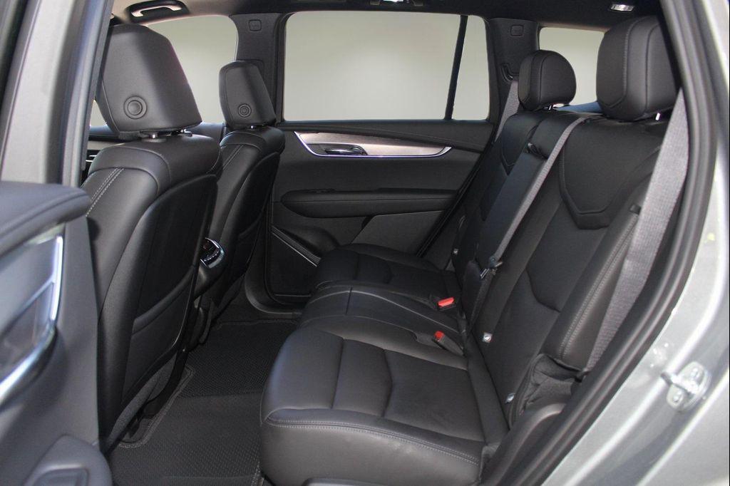 new 2025 Cadillac XT6 car, priced at $45,649
