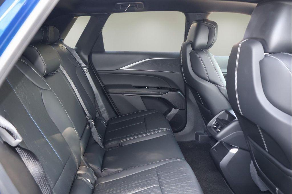new 2025 Cadillac LYRIQ car, priced at $59,379