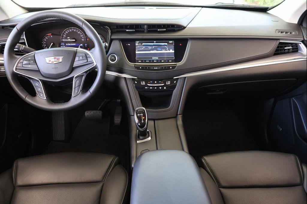 used 2018 Cadillac XT5 car, priced at $19,899