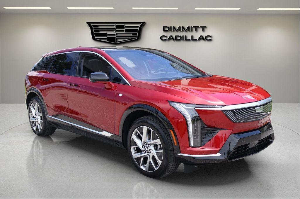 new 2025 Cadillac OPTIQ car, priced at $53,947