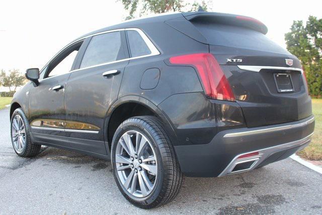 new 2025 Cadillac XT5 car, priced at $57,090