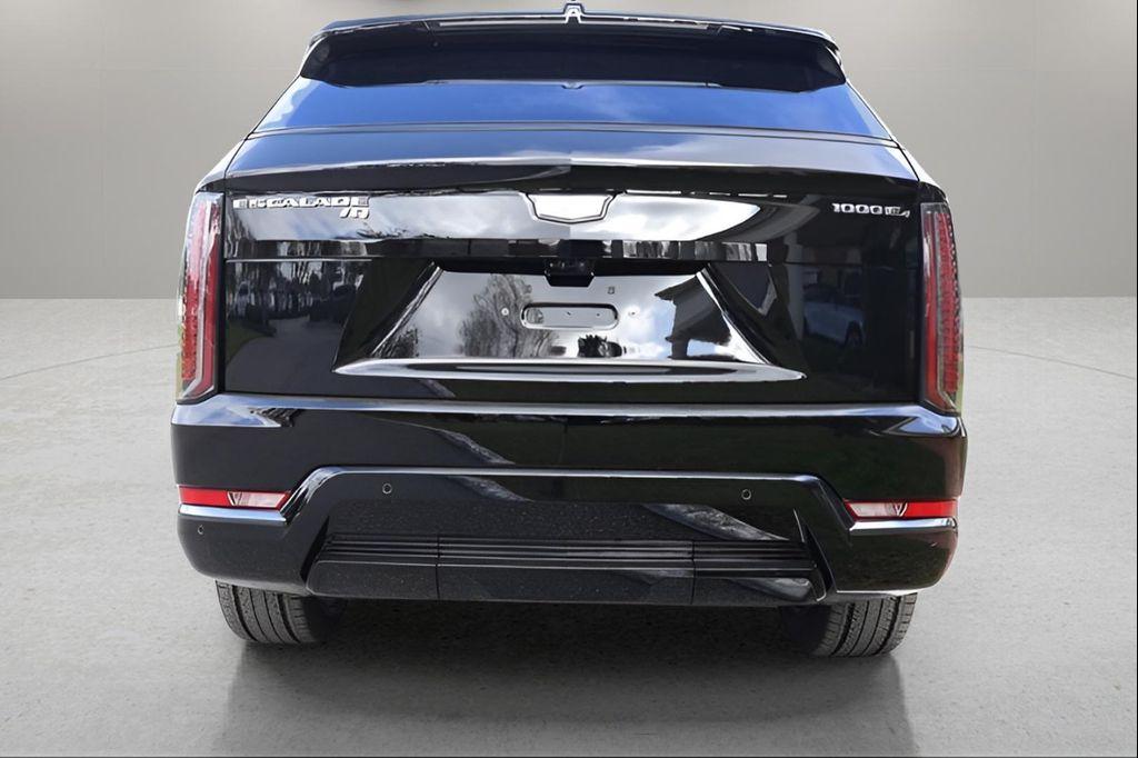 new 2025 Cadillac Escalade IQ car, priced at $139,956