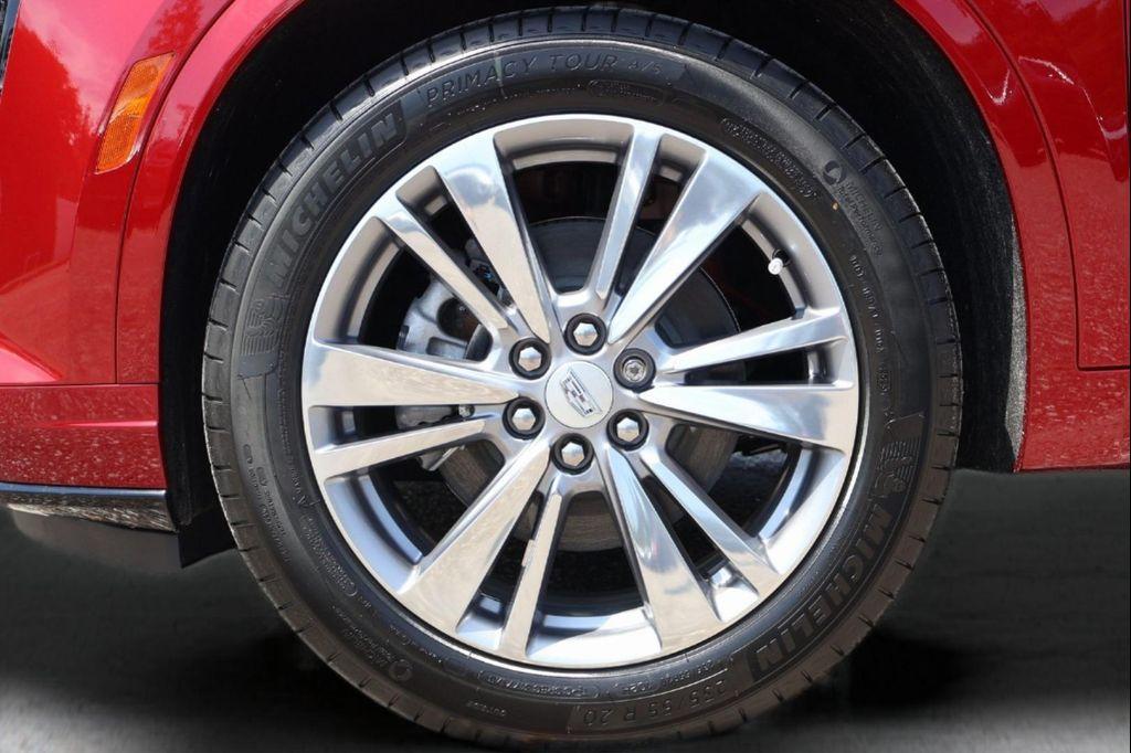 new 2025 Cadillac XT6 car, priced at $57,737