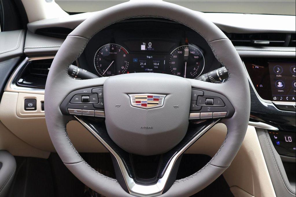new 2025 Cadillac XT6 car, priced at $55,608