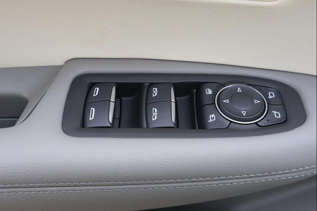 new 2025 Cadillac XT6 car, priced at $55,608