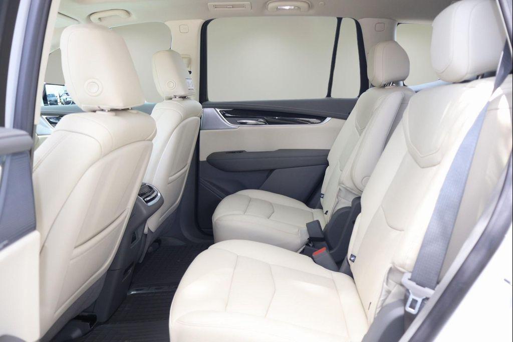 new 2025 Cadillac XT6 car, priced at $55,608