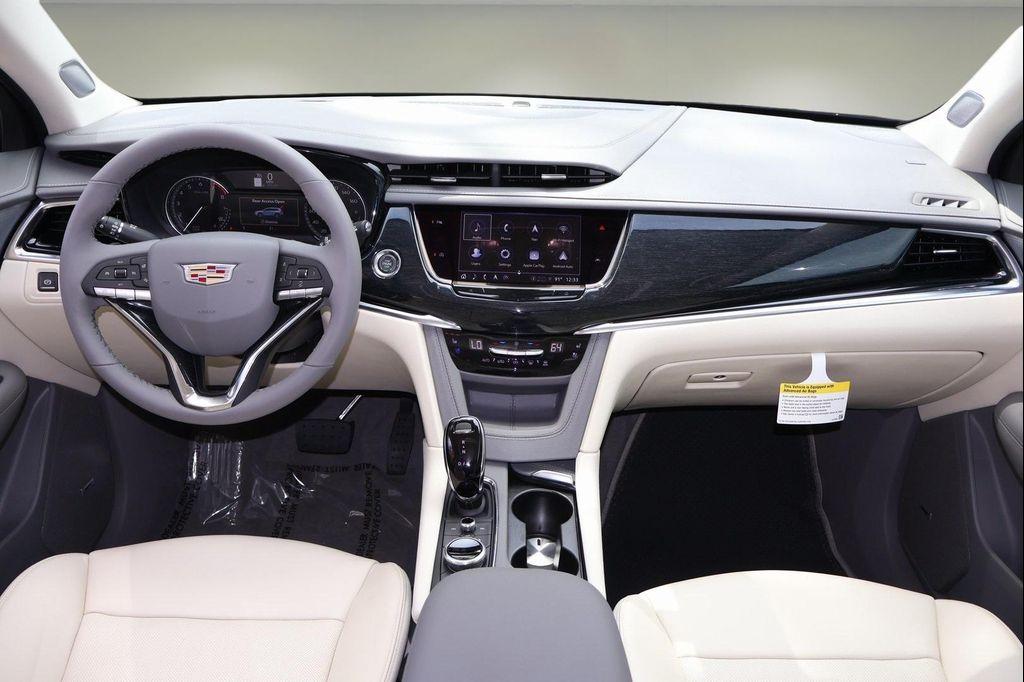 new 2025 Cadillac XT6 car, priced at $55,608