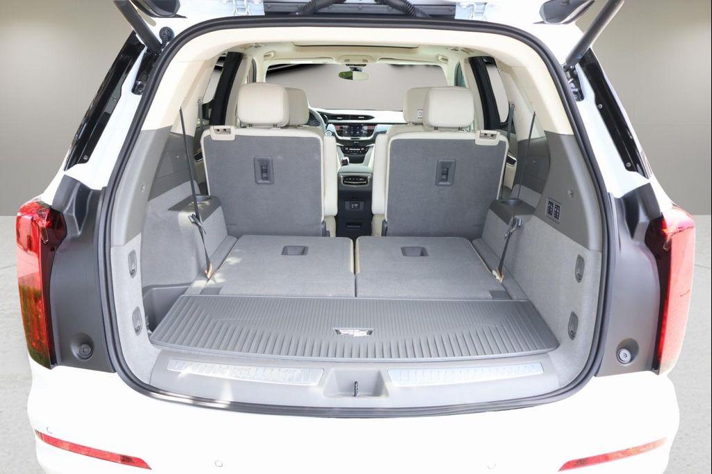 new 2025 Cadillac XT6 car, priced at $55,608