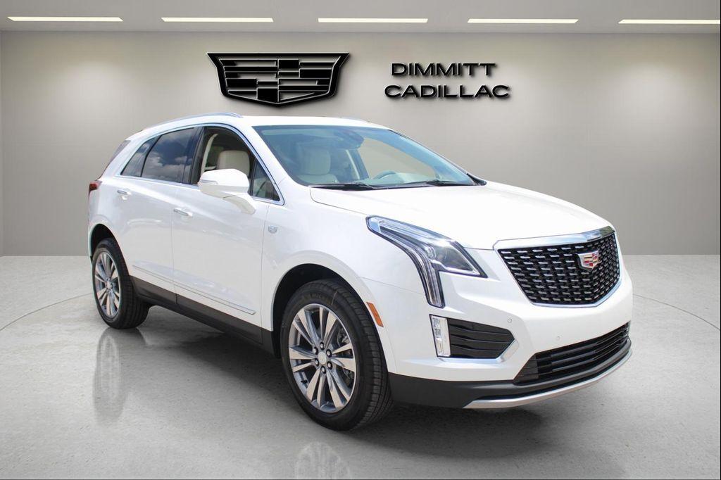 new 2025 Cadillac XT5 car, priced at $51,523