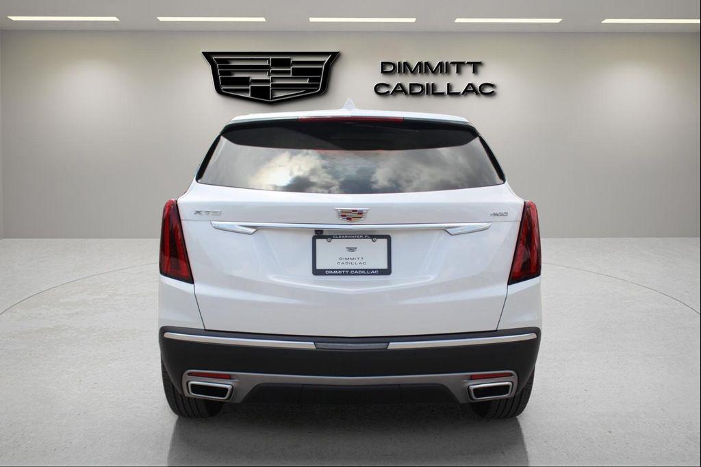 new 2025 Cadillac XT5 car, priced at $51,523