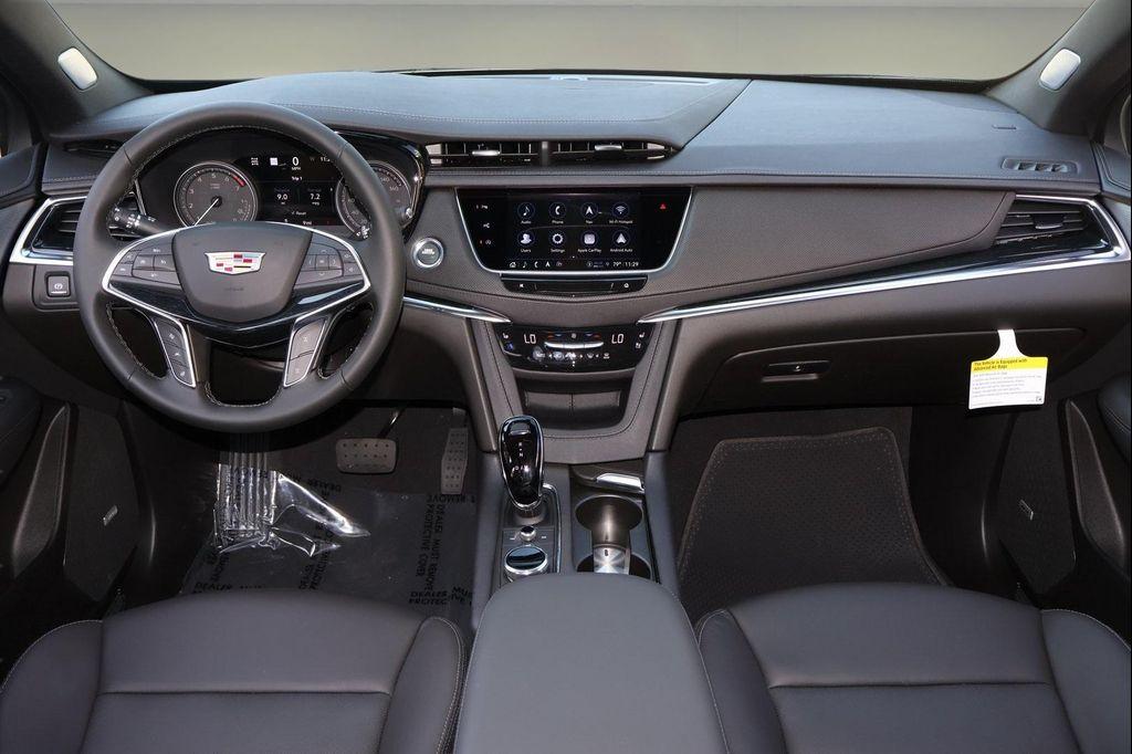 new 2026 Cadillac XT5 car, priced at $58,925