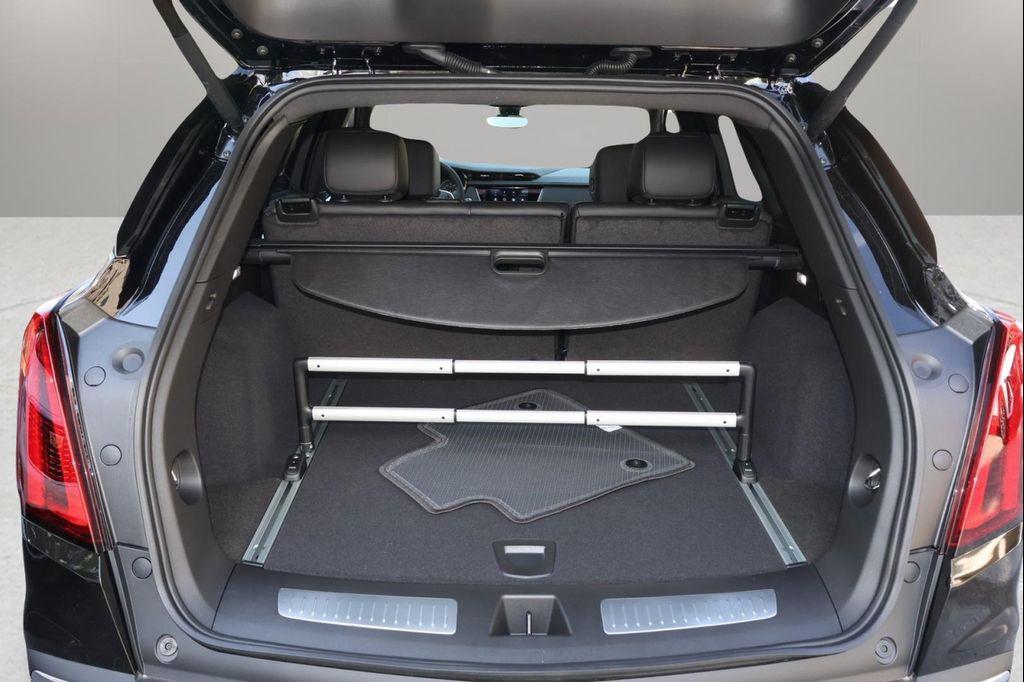 new 2026 Cadillac XT5 car, priced at $58,925