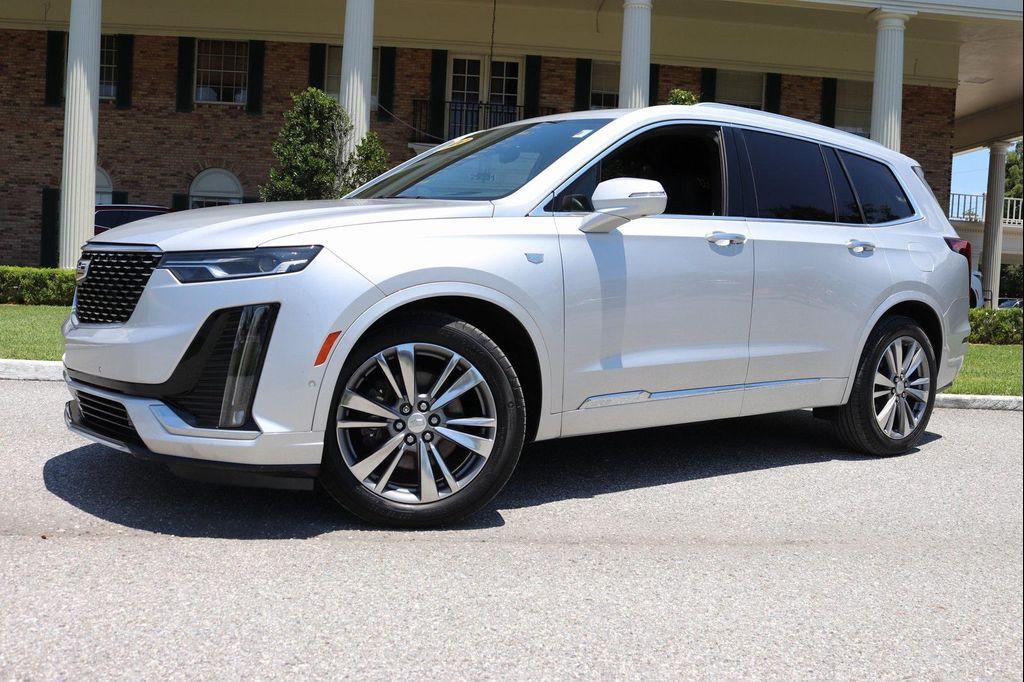 used 2020 Cadillac XT6 car, priced at $26,824