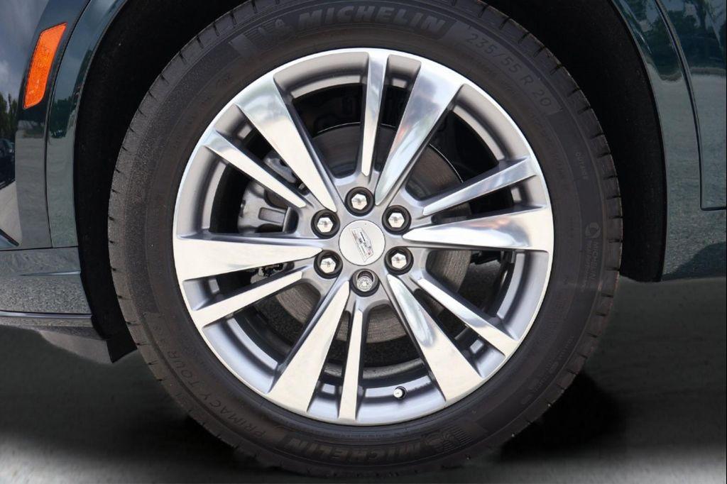 new 2025 Cadillac XT6 car, priced at $53,399