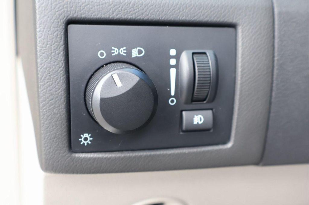 used 2007 Chrysler 300 car, priced at $5,664