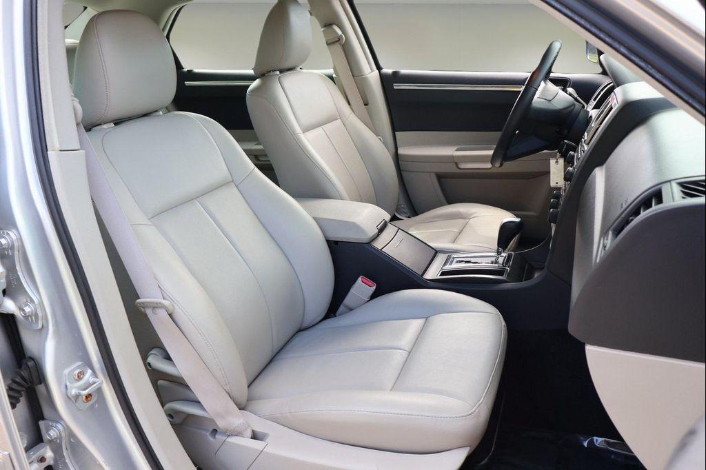 used 2007 Chrysler 300 car, priced at $5,664