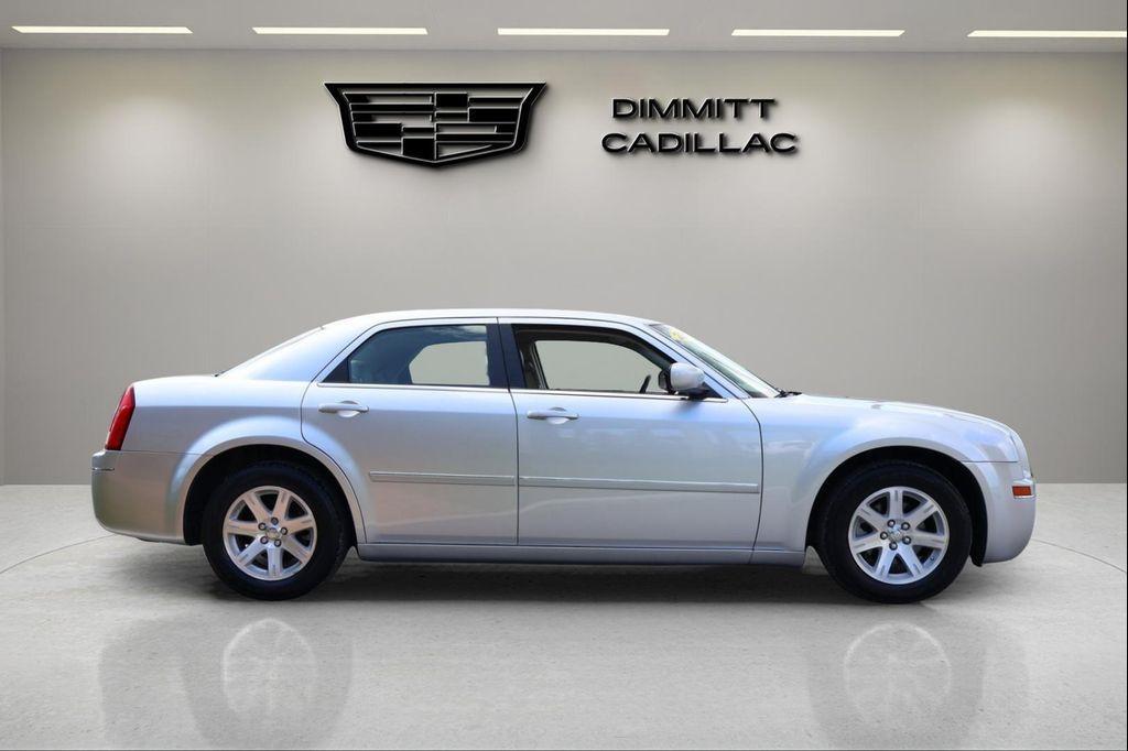 used 2007 Chrysler 300 car, priced at $5,664