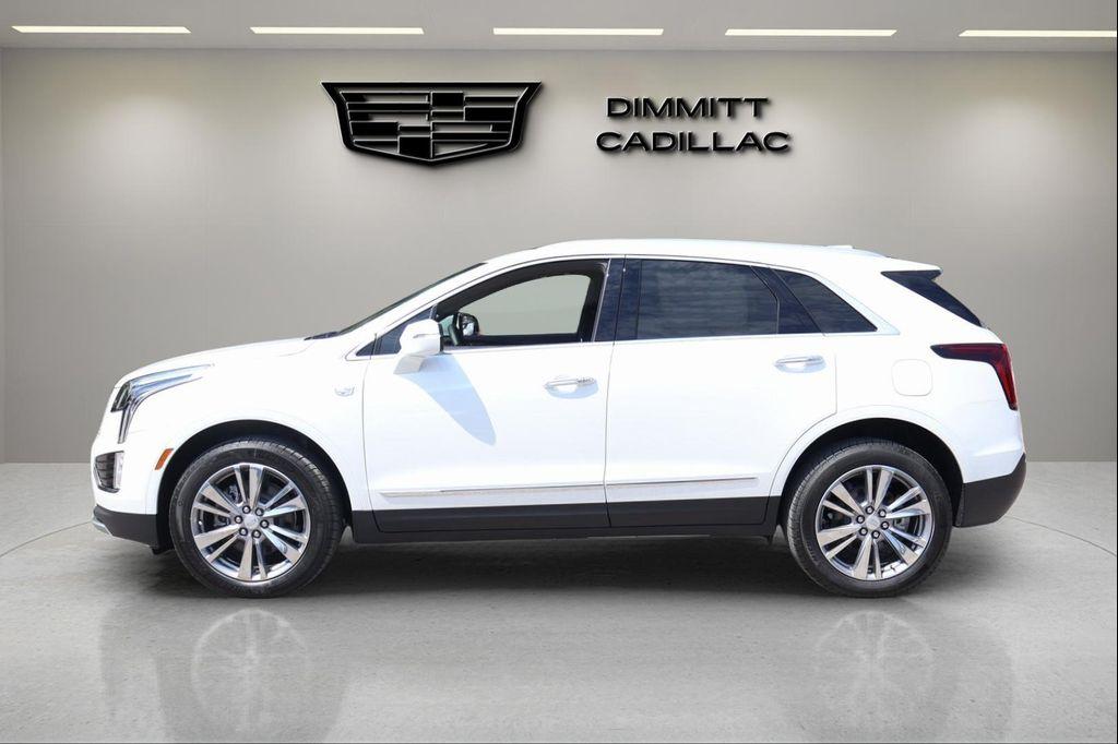 new 2025 Cadillac XT5 car, priced at $51,282