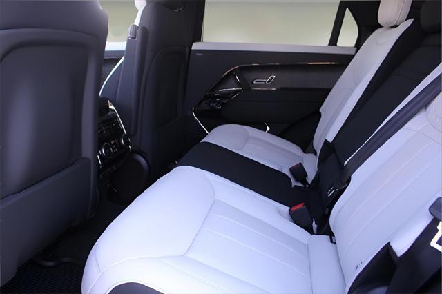 new 2025 Land Rover Range Rover Sport car, priced at $128,650
