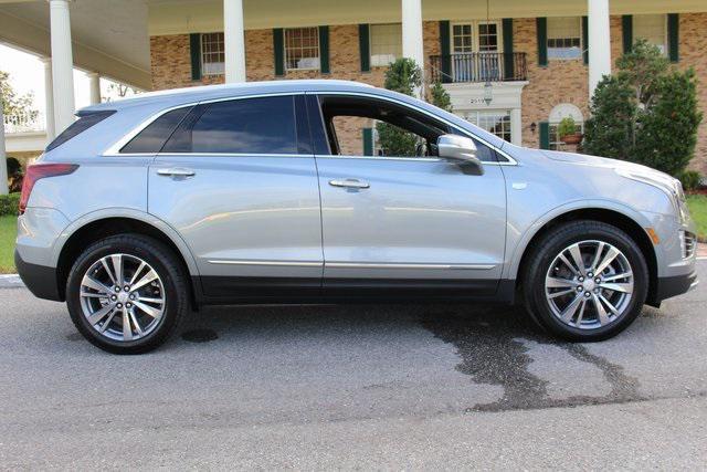 new 2025 Cadillac XT5 car, priced at $52,990