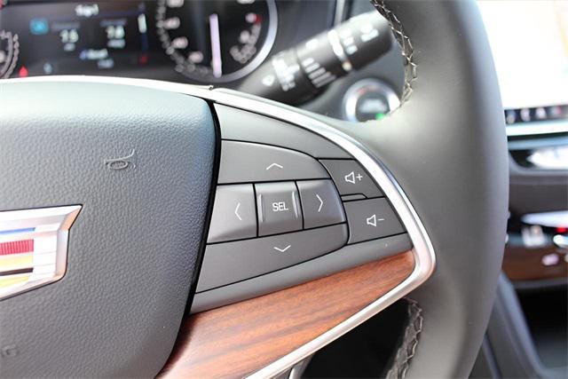 new 2025 Cadillac XT5 car, priced at $49,370