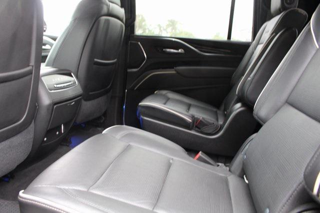 used 2021 Cadillac Escalade ESV car, priced at $59,899