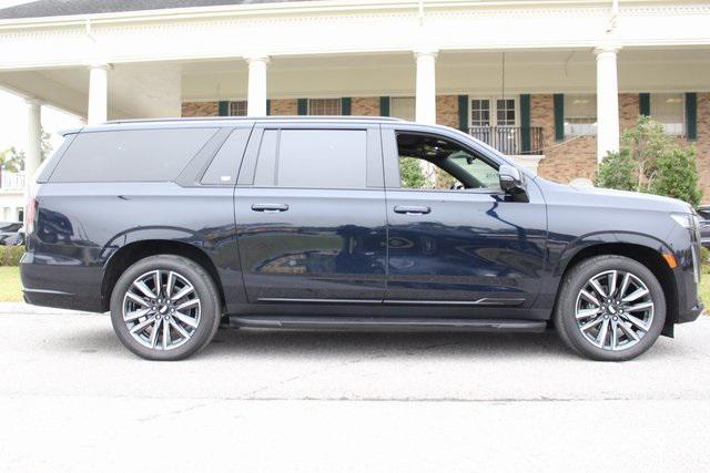 used 2021 Cadillac Escalade ESV car, priced at $59,899