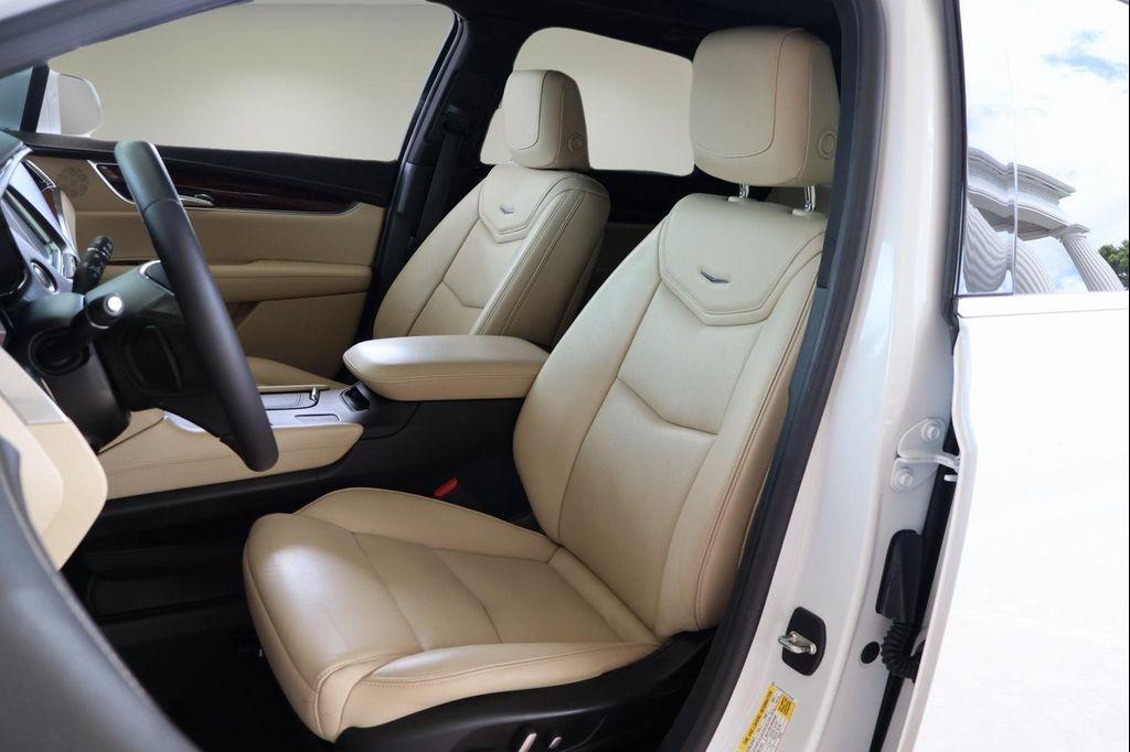 used 2018 Cadillac XT5 car, priced at $18,999