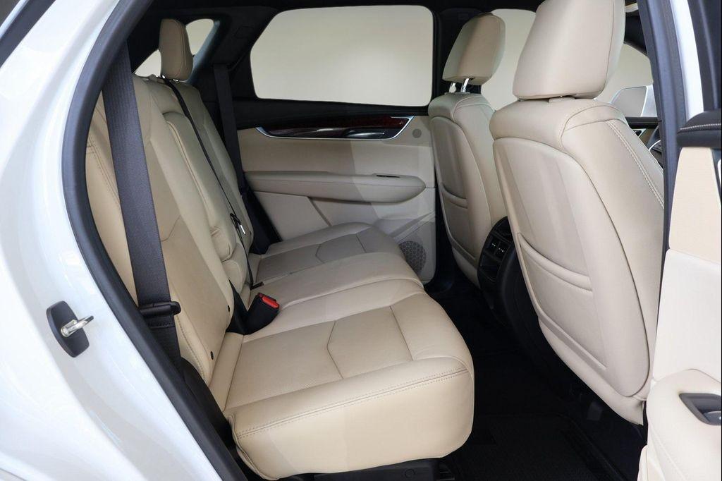 used 2018 Cadillac XT5 car, priced at $18,999