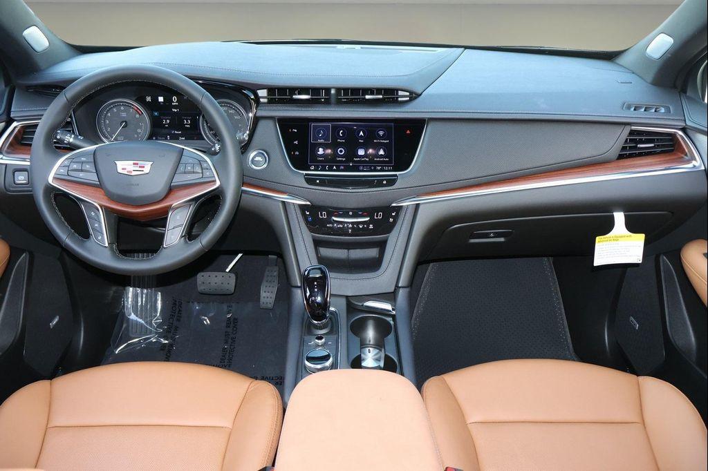 new 2026 Cadillac XT5 car, priced at $58,865