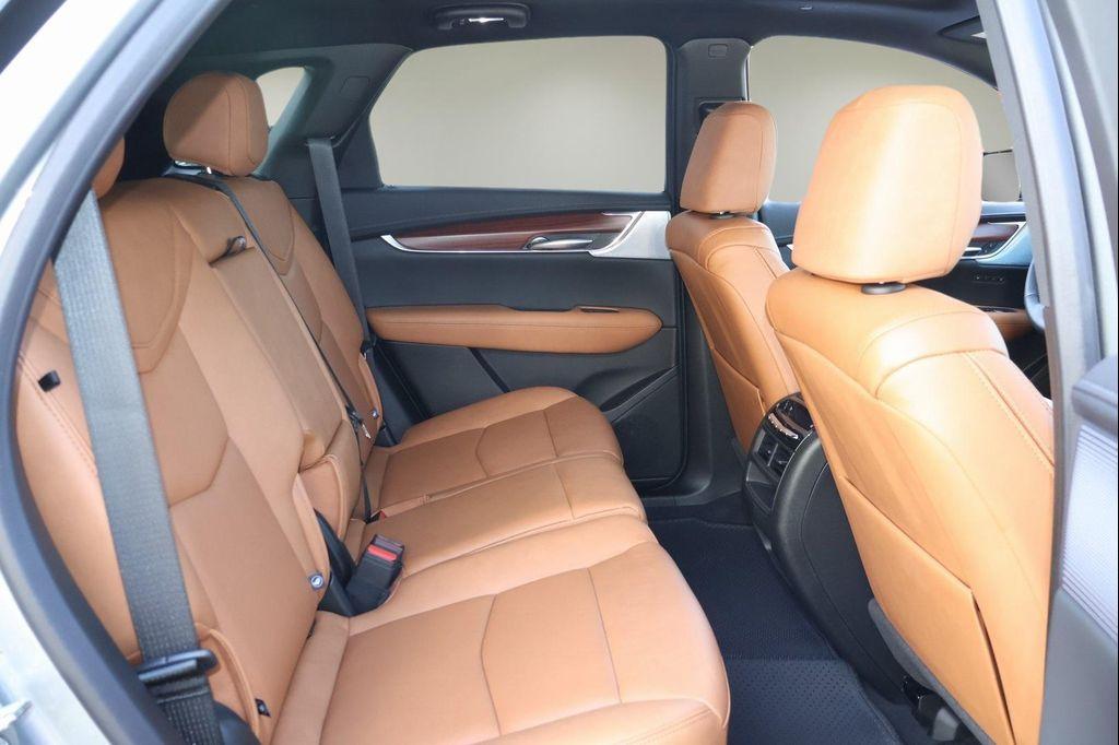 new 2026 Cadillac XT5 car, priced at $58,865