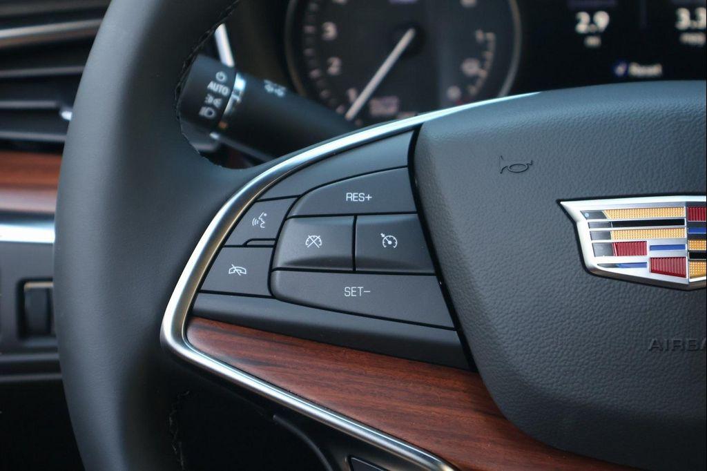 new 2026 Cadillac XT5 car, priced at $58,865