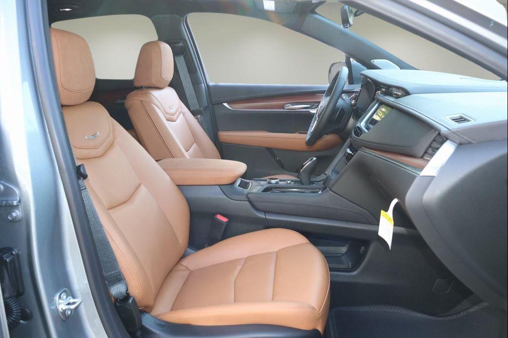 new 2026 Cadillac XT5 car, priced at $58,865