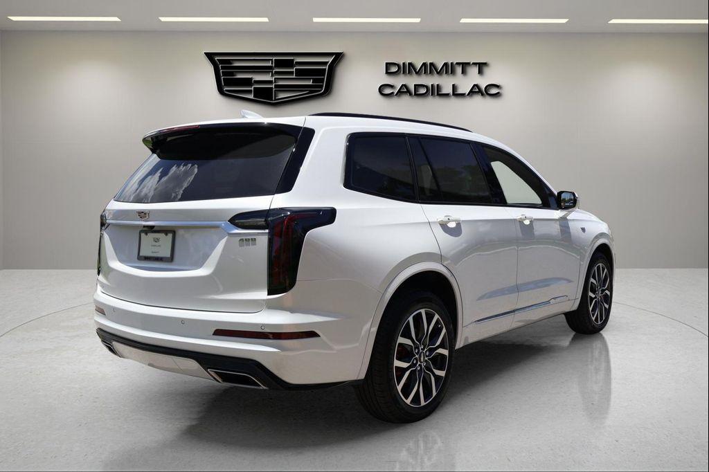 new 2025 Cadillac XT6 car, priced at $58,268