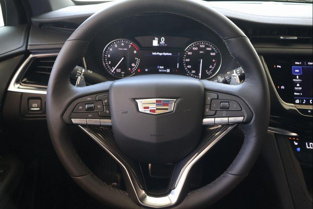 new 2025 Cadillac XT6 car, priced at $58,268