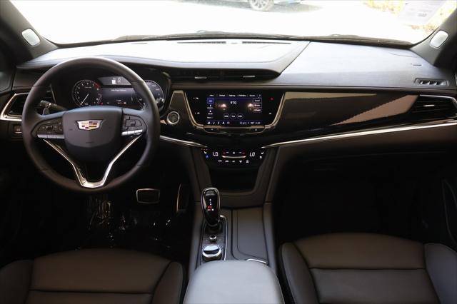 new 2025 Cadillac XT6 car, priced at $59,550