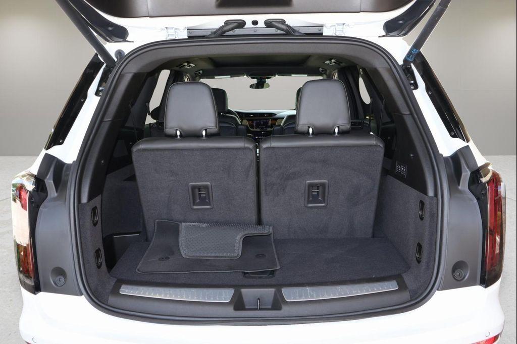 new 2025 Cadillac XT6 car, priced at $58,268