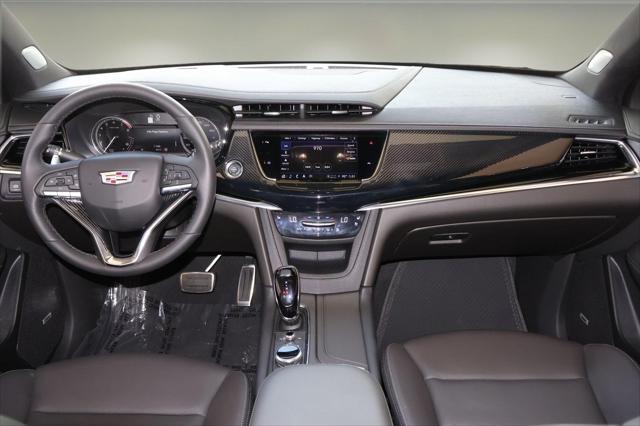 new 2025 Cadillac XT6 car, priced at $56,986