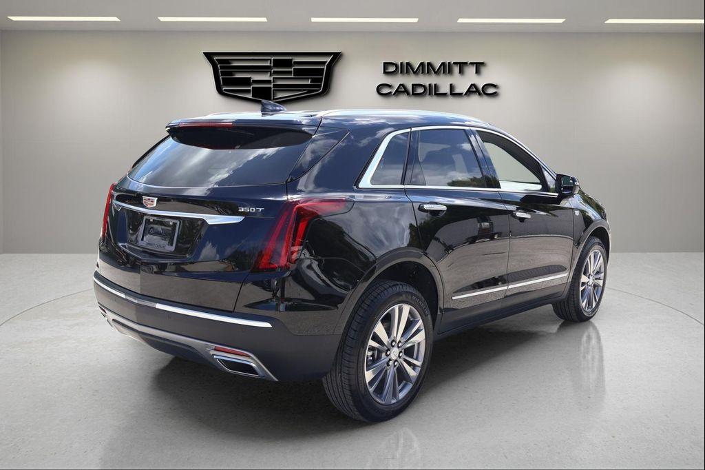 new 2025 Cadillac XT5 car, priced at $50,688