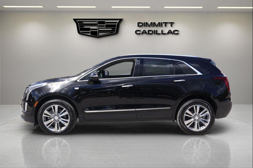 new 2025 Cadillac XT5 car, priced at $50,688