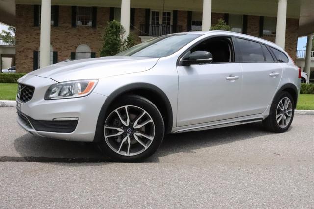 used 2018 Volvo V60 Cross Country car, priced at $17,565